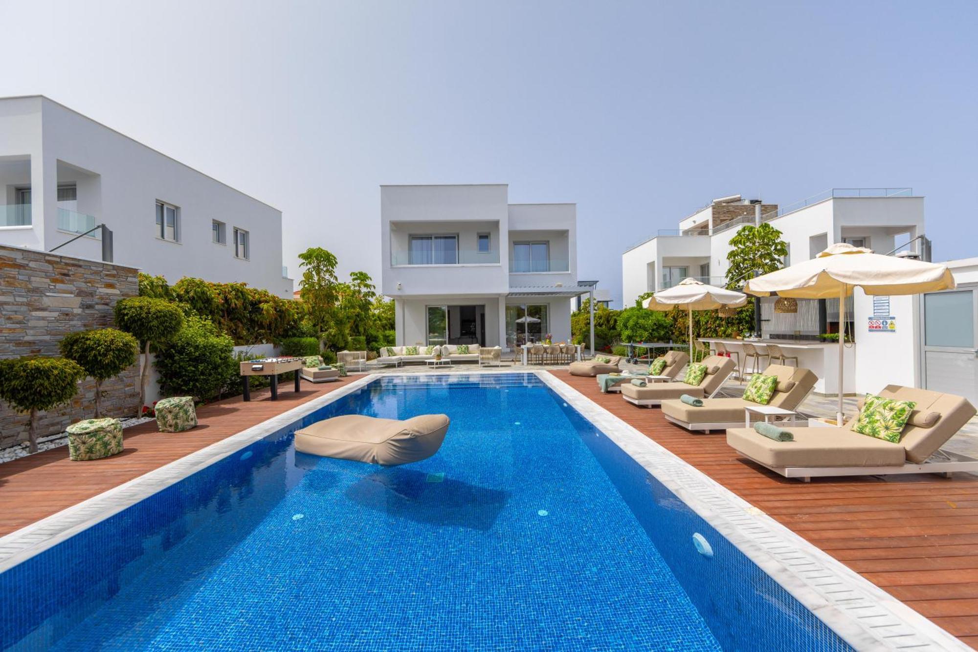 Green Heaven Villa 3 Protaras Bagian luar foto